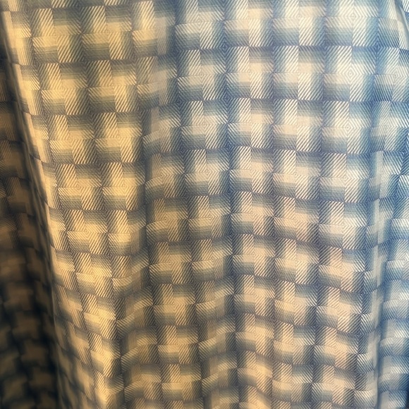 Robert Graham Button Down Shirt - Picture 3 of 11